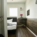 Hotel City Inn Hotell 3*