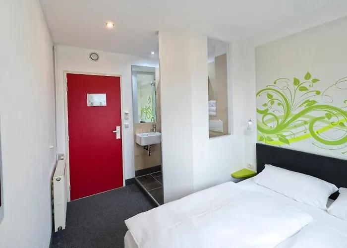 Otel Hotel City Inn 3*