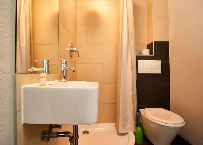 Otel Hotel City Inn 3*