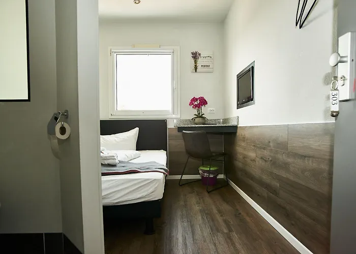 Hotel City Inn Hotel 3*